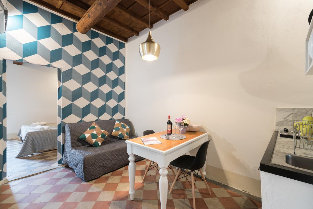F6 - Santa Croce One Bedroom Flat For 2 Or 3 Guests ฟลอเรนซ์ ภายนอก รูปภาพ