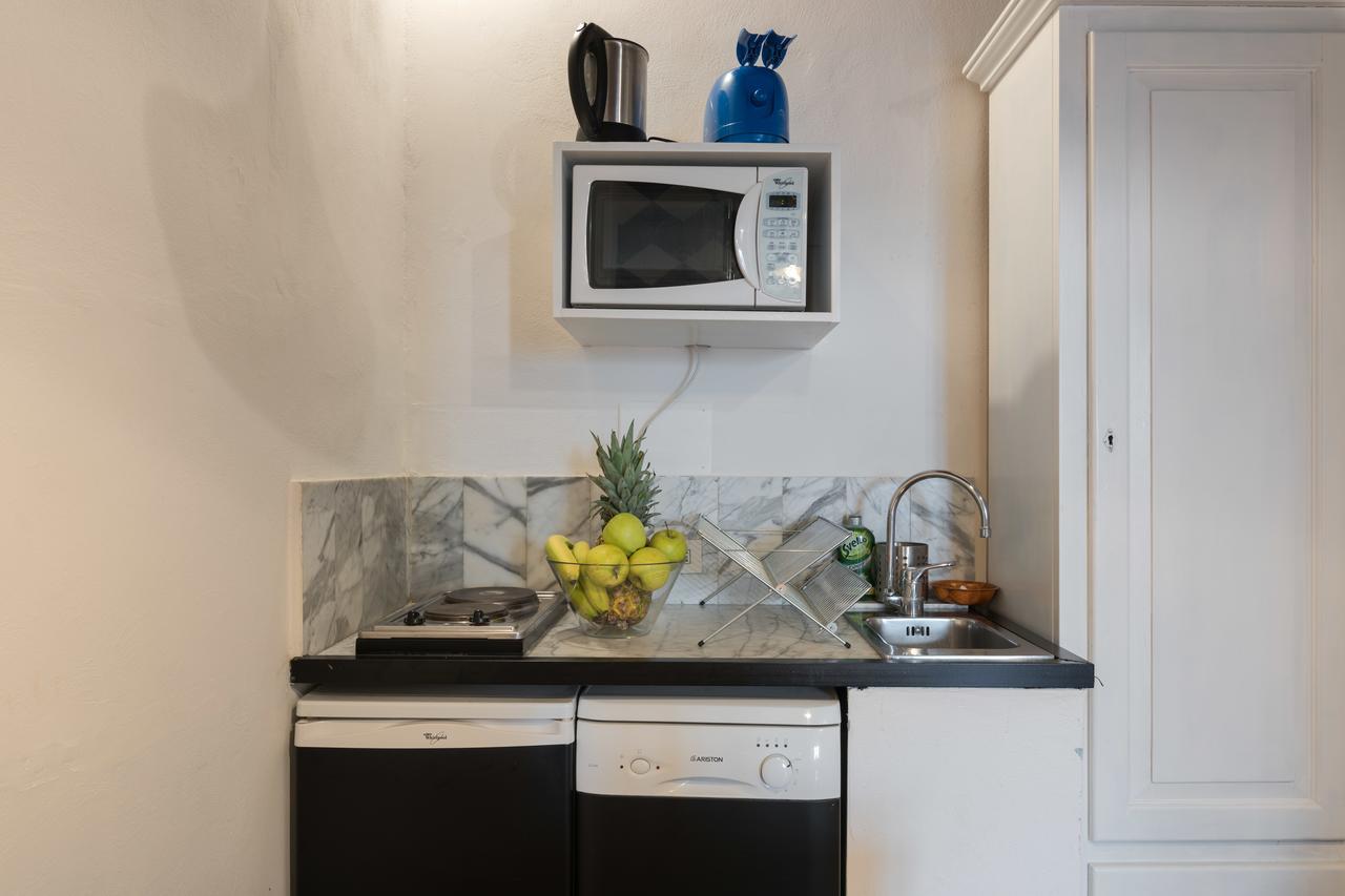 F6 - Santa Croce One Bedroom Flat For 2 Or 3 Guests ฟลอเรนซ์ ภายนอก รูปภาพ